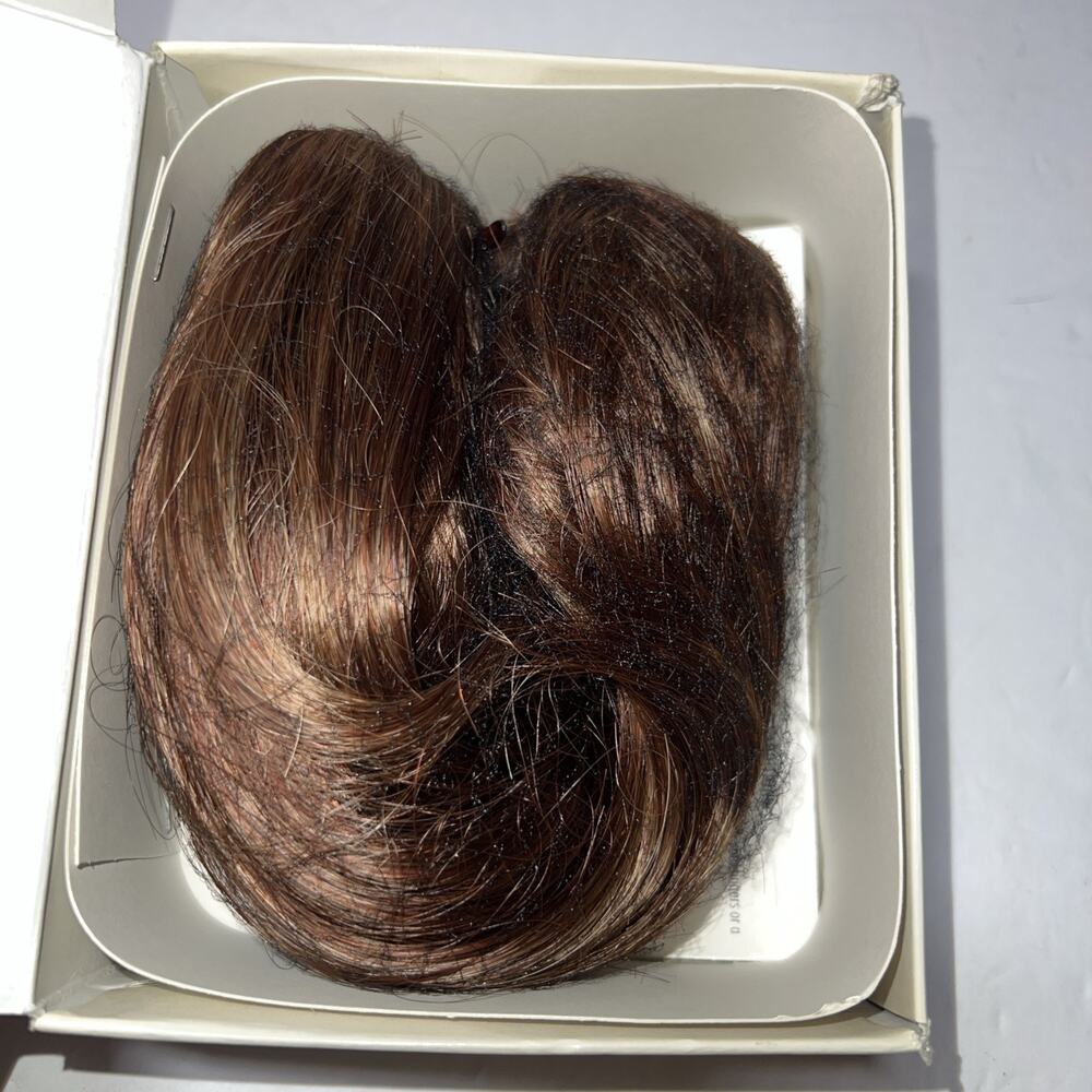 Raquel Welch NEW Put On Piece Pony Hair Prim Color R30/27H Reddish Brown Clip